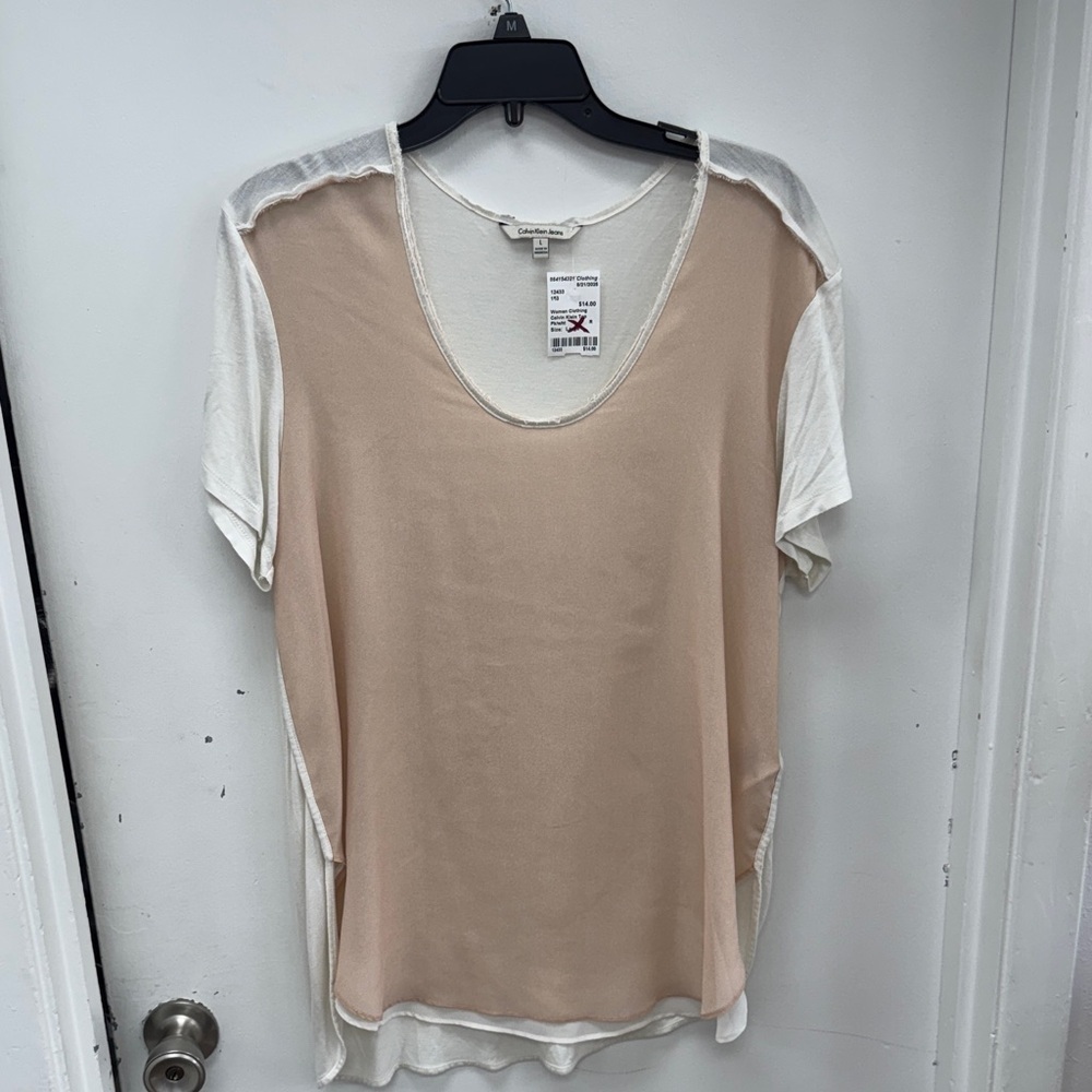 Calvin Klein Jeans Beige and White Short Sleeve Top Size Large - Picture 1 of 1